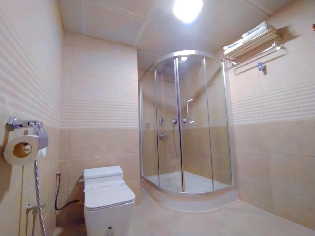Tiger Garden Int Hotel Khulna Екстер'єр фото