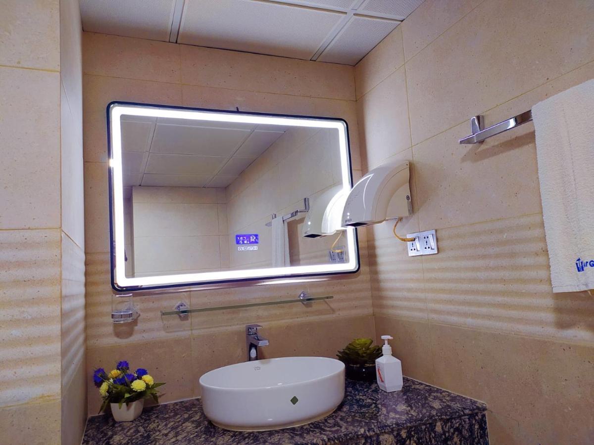 Tiger Garden Int Hotel Khulna Екстер'єр фото