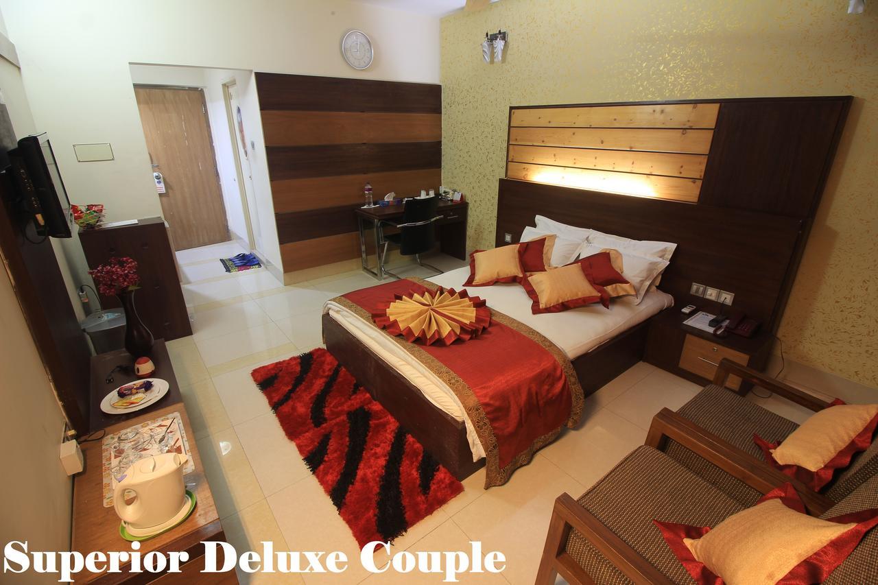 Tiger Garden Int Hotel Khulna Екстер'єр фото