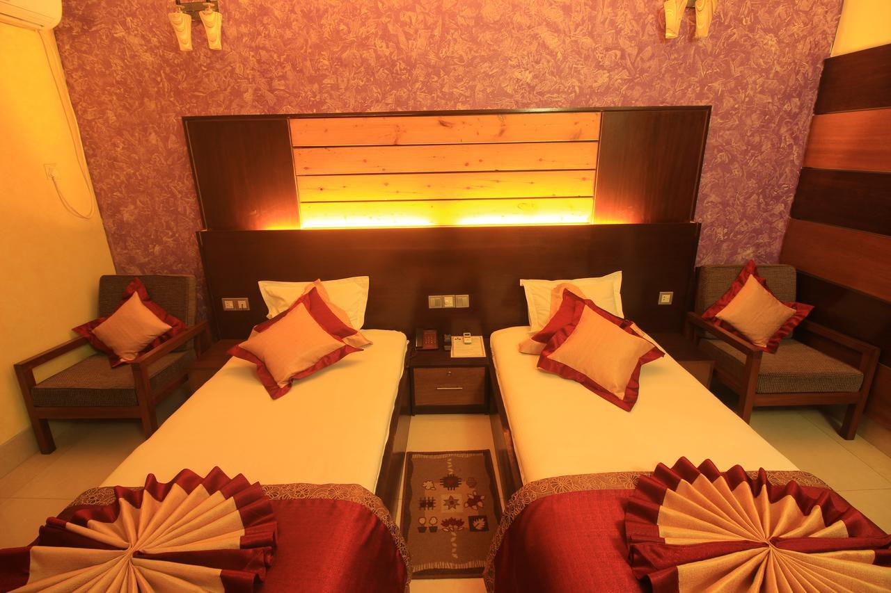 Tiger Garden Int Hotel Khulna Екстер'єр фото