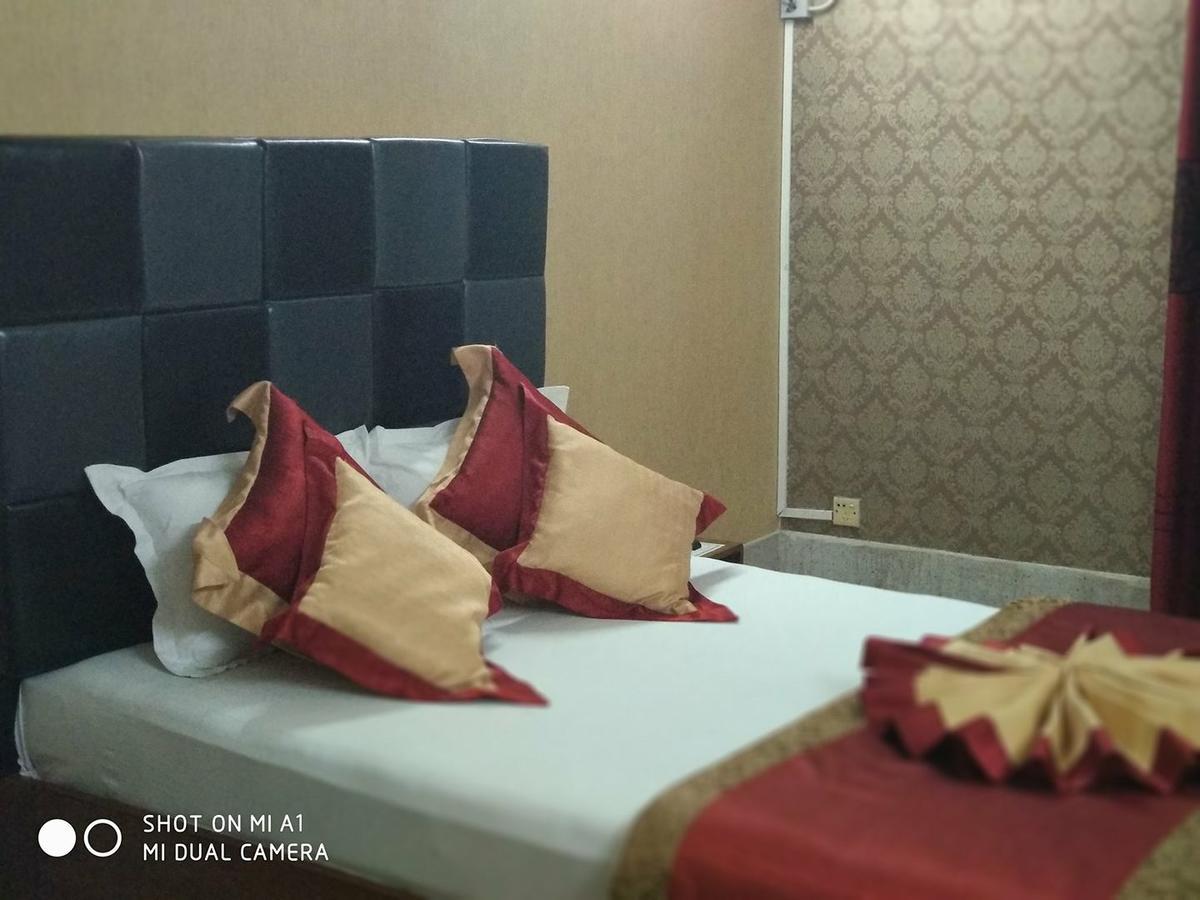 Tiger Garden Int Hotel Khulna Екстер'єр фото